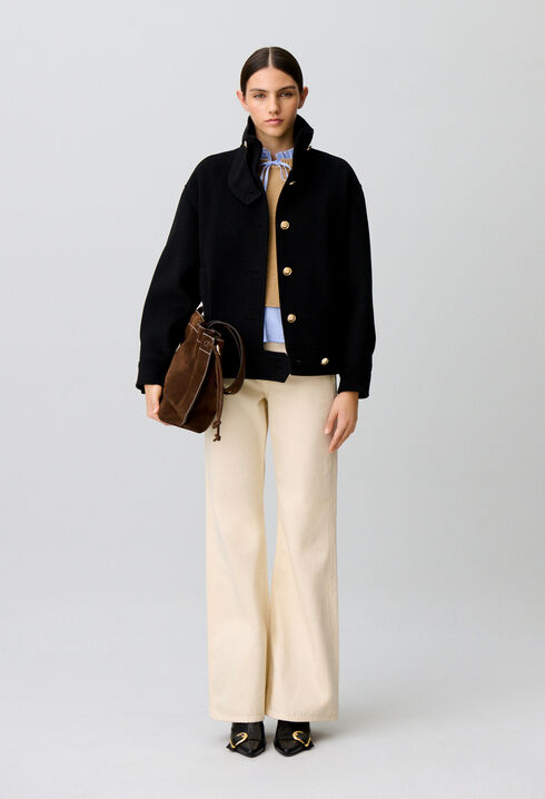 Short gold blouson coat