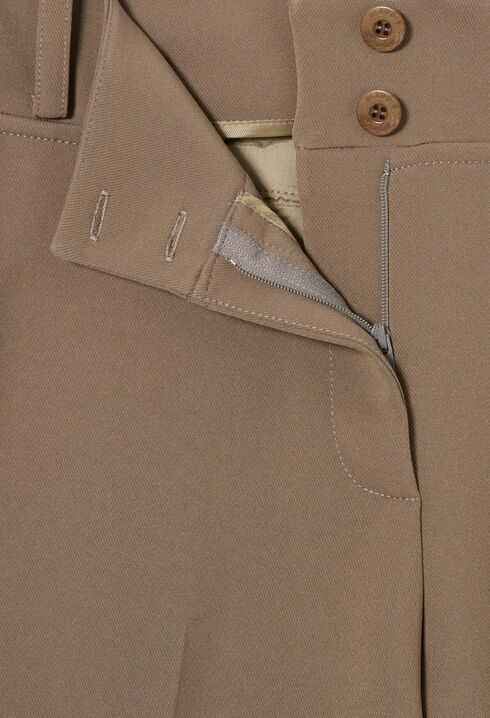 Straight-leg trousers