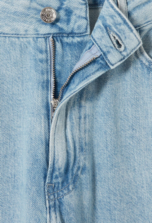 Embroidered wide-leg jeans